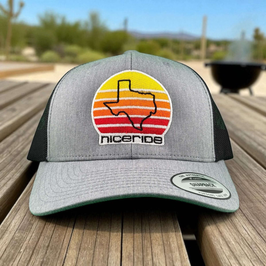 Niceride 6089 unisex snapback hat with Texas state design against a natural background, showcasing vibrant colors.