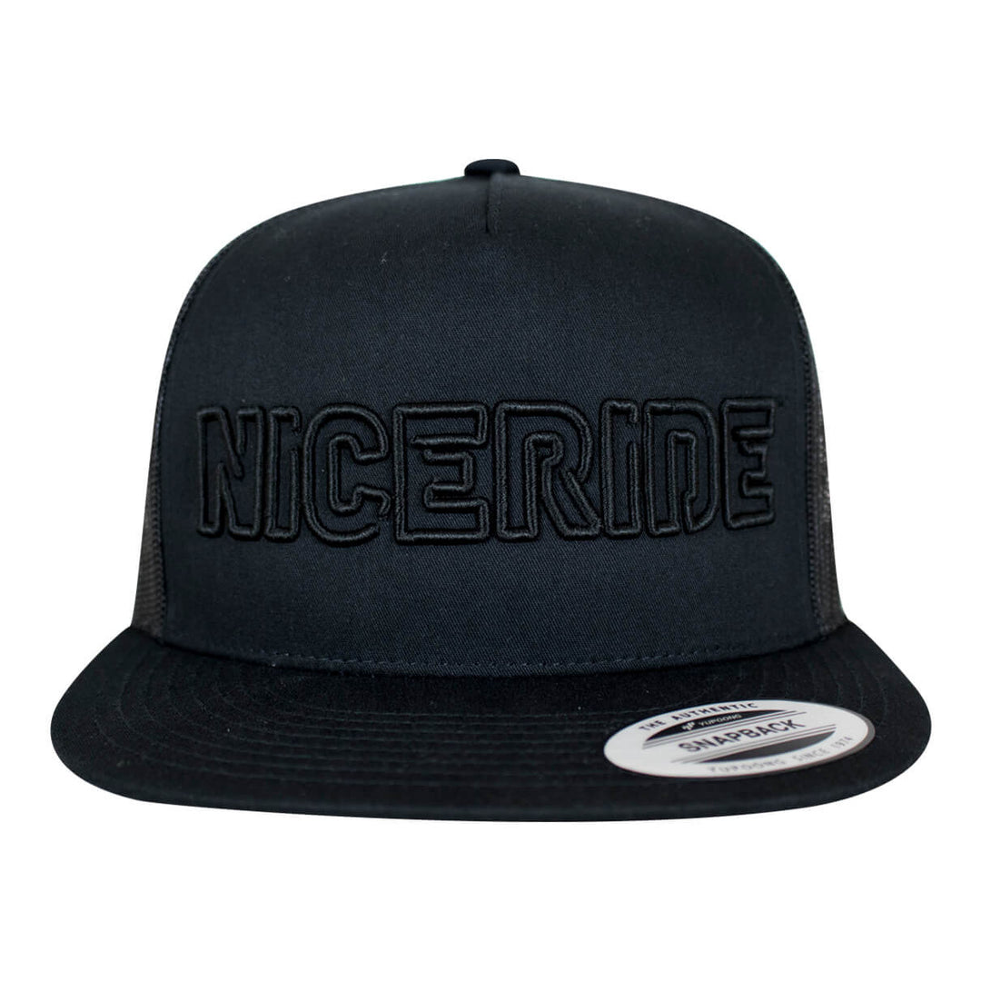 NICERIDE "Maze" black snapback trucker hat with bold embroidered logo, stylish and unisex for everyday wear.
