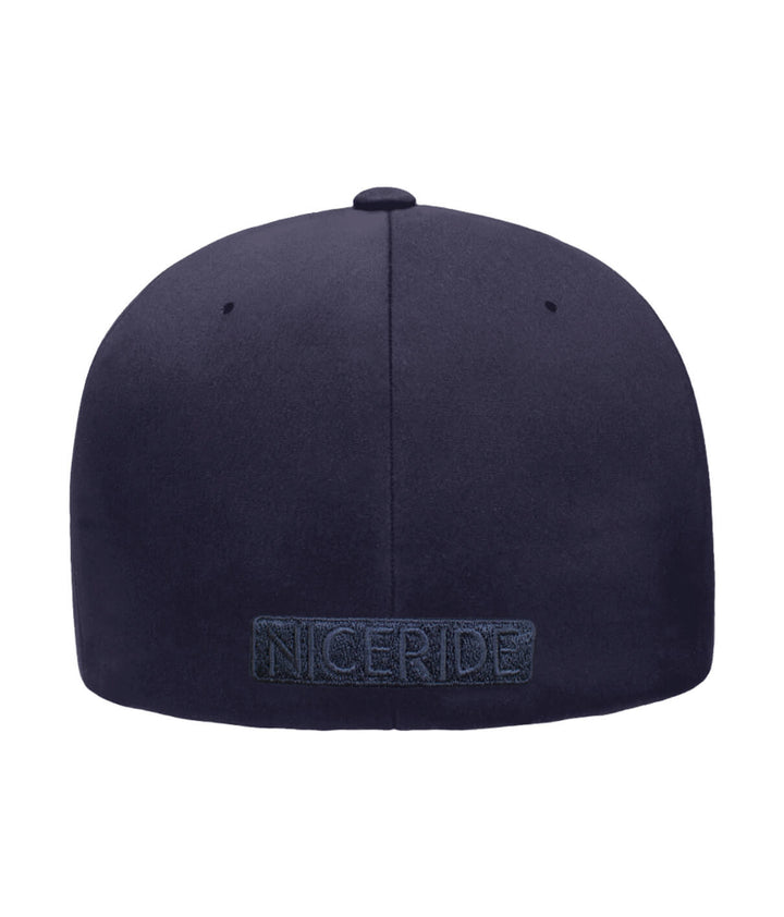 Back view of NICERIDE &