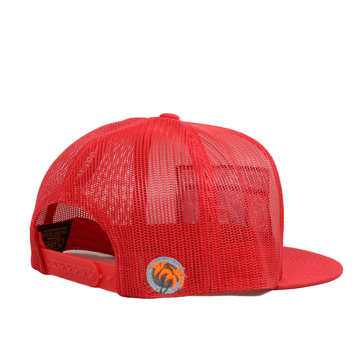 Red mesh snapback hat with embroidered logo and adjustable strap, ideal for casual outdoor wear.